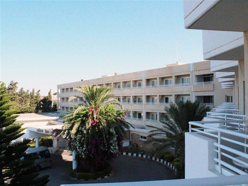 Aloe Hotel Paphos Eksteriør billede