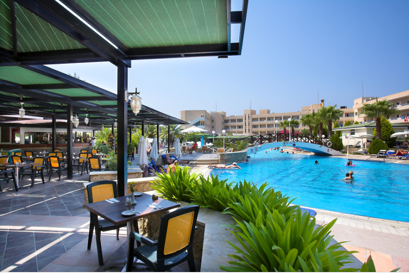 Aloe Hotel Paphos Eksteriør billede