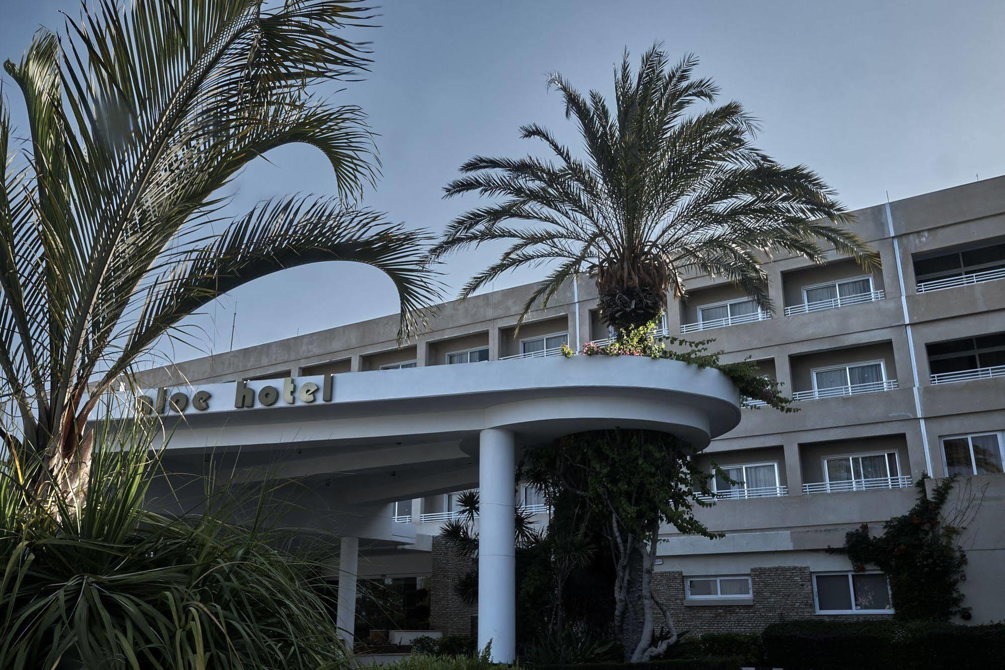 Aloe Hotel Paphos Eksteriør billede